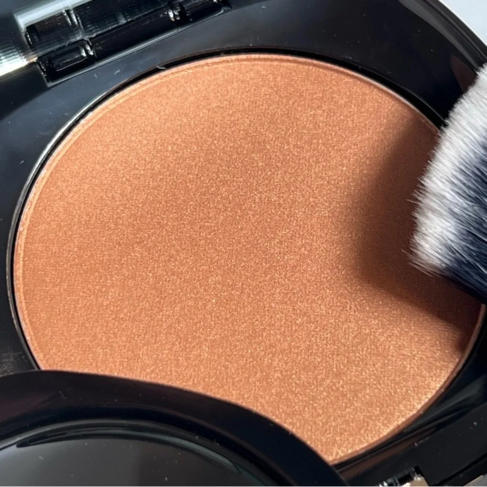 Marc Jacobs Accomplice Powder with Brush Starlet